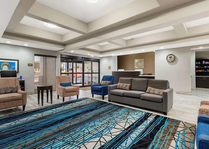 Comfort Inn & Suites Near Medical Center